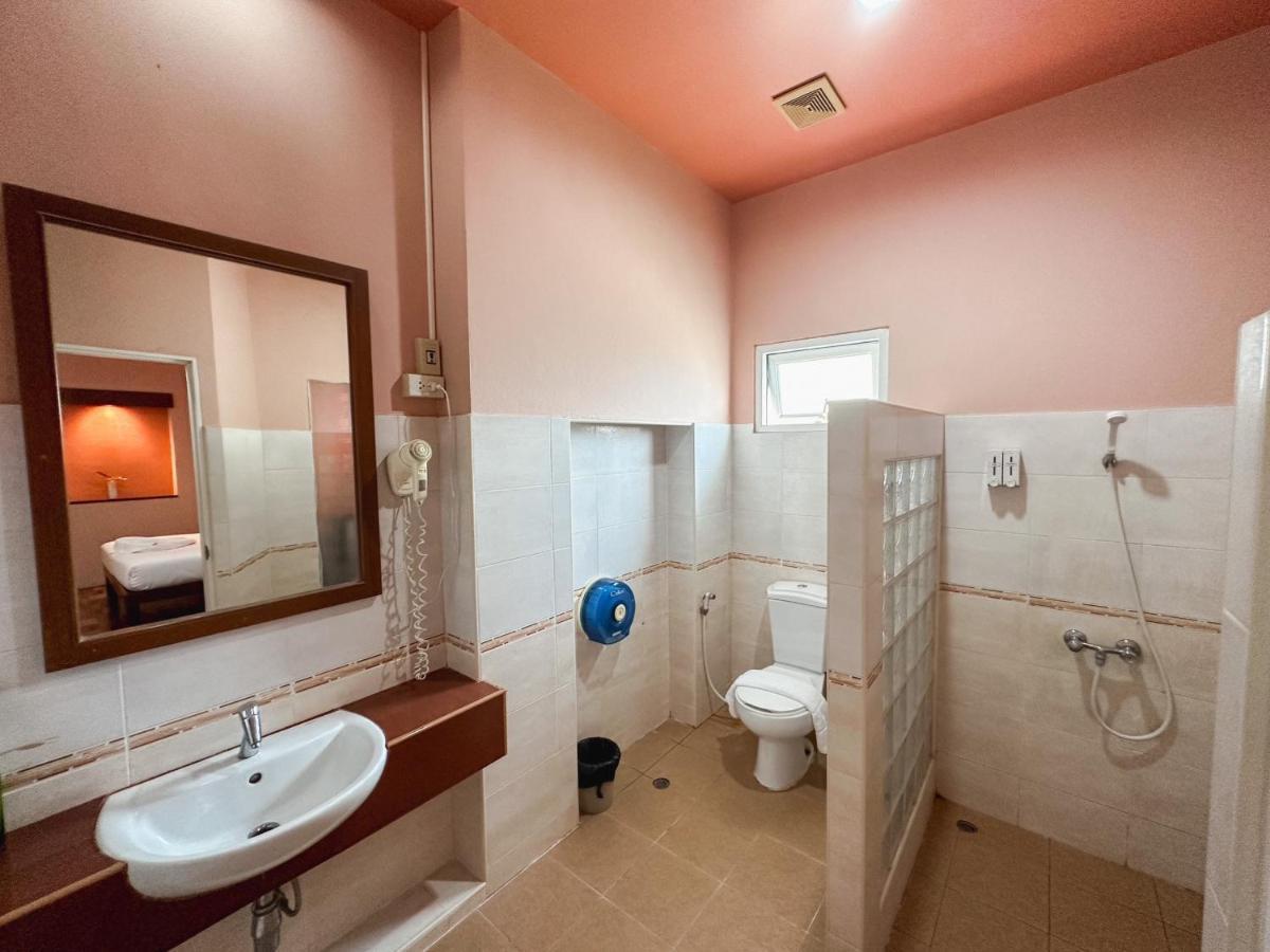 Suan Palm Garden View Hotel Районг Екстериор снимка